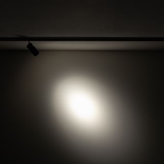 NANO - LVM SPOT ZOOM LED 2W svetilka 3000K črna